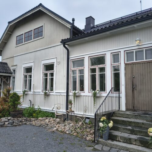 Ellens villa ulkosivu etupuoli